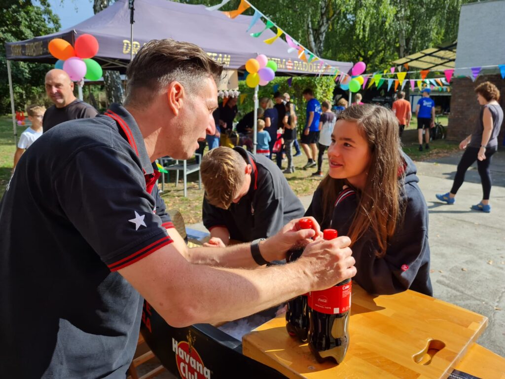 Trinken, trinken !!! Die RUM-PADDLER und der Ruderklub EMPOR veranstalten jährlich die Veranstaltung mit dem Namen: EMPORIALE