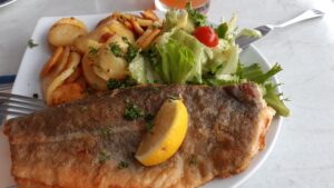 Die RUM-PADDLER und der Ruderklub EMPOR veranstalten jährlich die Veranstaltung mit dem Namen: EMPORIALE